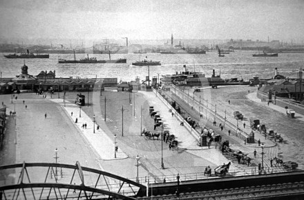 Overhead Railway, Pier Head and St Nicholas Place, ...